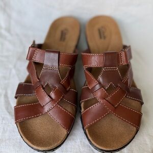 Clarks Brown Leather Comfort Sandals | Women’s 7.5